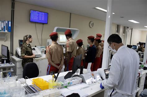 Visita Dos Alunos Do Col Gio Militar De Bras Lia Ao Hospital Das For As