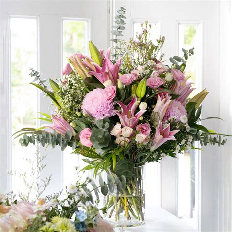 5 Pink Flower Arrangements for Mother's Day - Flower Addict Singapore