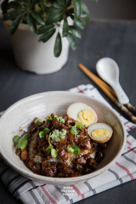 Pressure Cooker Lu Rou Fan Taiwanese Braised Pork Belly Rice