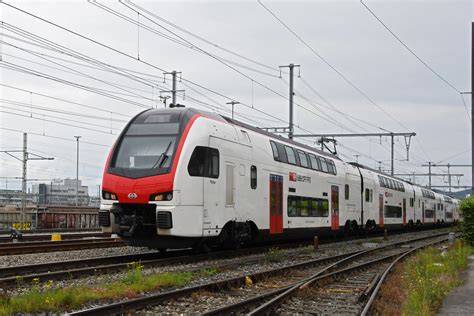 Rabe Kiss Durchf Hrt Am Den Bahnhof M Flickr