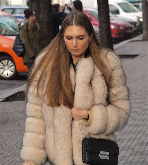 Prague Street Fur Fur Fashion Photo Gallery