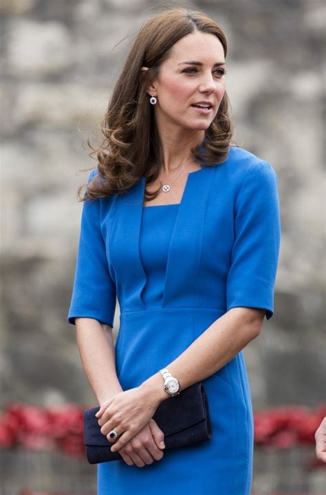 Kate Middleton Visit Stunning Ceramic Poppy Installation In London