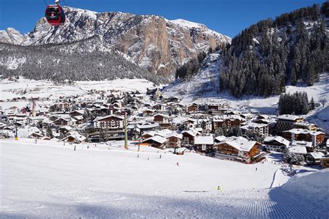 Sella Ronda Ski In Ski Out Garni Hotel In Selva Val Gardena Italy