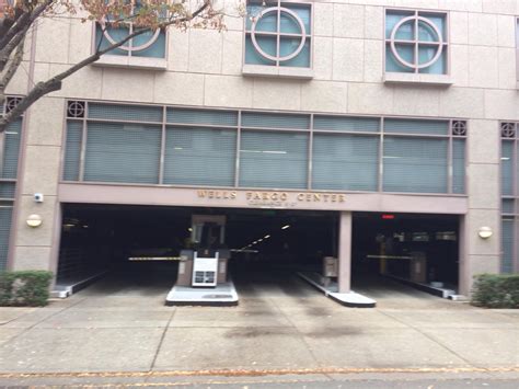 Wells Fargo Center - Parking in Sacramento | ParkMe