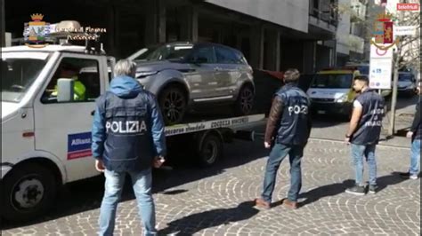 Truffa Delle Auto Di Lusso Schilometrate Il Video Con I Beni Sequestrati