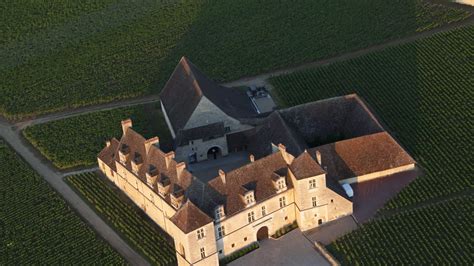 Château Du Clos De Vougeot Vougeot Beaune Et Le Pays Beaunois