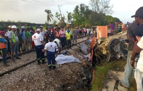 Al Menos Tres Muertos Y Dos Heridos En Accidente De Tránsito En