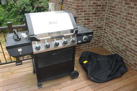 Brinkman Outdoor Cooking Propane Grill With Cover Barr Realty