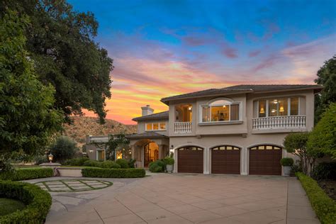 Calabasas Real Estate And Homes For Sale Douglas Elliman