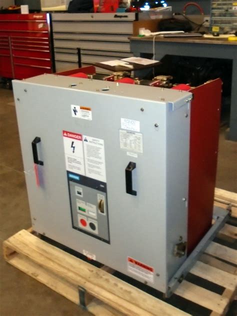 Siemens Type 5 Gmi 250 1200 1200a Vacuum Circuit Breaker Circuit Breaker Sales Ne Northeast