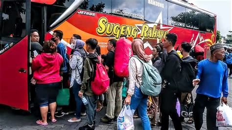 Jam Lebih Tak Ada Bus Patas Ke Surabaya Sugeng Rahayu D Ngapak