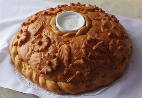 Filerussian Bread And Salt Wikimedia Commons