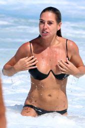 Lisa Clarke In Bikini Swimming At The Tamarama Beach In Sydney