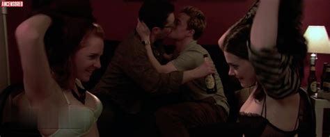 Naked Lynn Mancinelli In Friends With Benefits