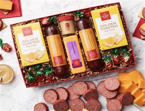 Hickory Farms Holiday Sausage And Cheese Assortment 11 Pc Grocery And Gourmet Food