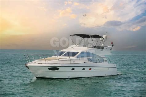 Explorer Goldeon Stellar Yacht Al Shali Standard Yacht Rent In