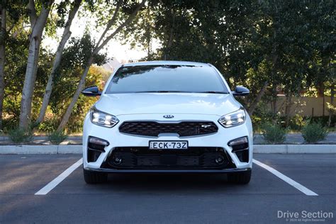 2020 Kia Cerato GT Hatch Review – Drive Section