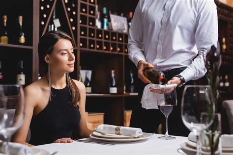 Vino Al Ristorante Quanto Costa Ricarichi Dal Al