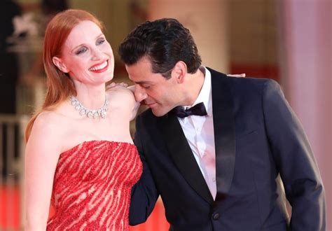 Jessica Chastain Reacts To Viral Oscar Isaac Arm Sniffing Meme