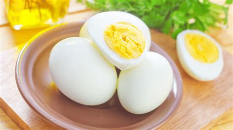 Eggs and Bodybuilding: How Many Eggs a Week are Suitable?