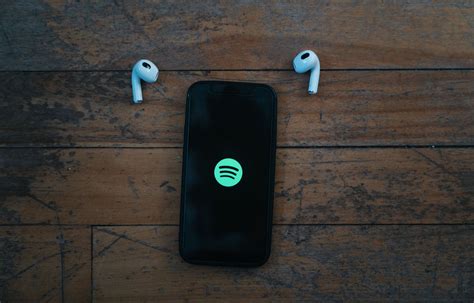 Spotify augmente à nouveau ses tarifs pour ses abonnés au Canada