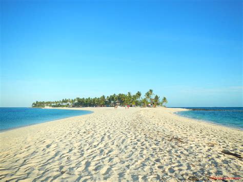 Kalanggaman Island Offers The Untouched Beauty Of Its Sandbar Travel