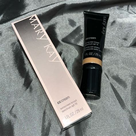 Mary Kay CC Cream Sunscreen Broad Spectrum SPF 15 Deep Em 2024