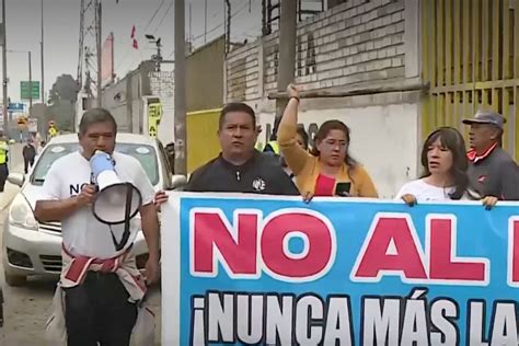 Vecinos Realizan Plantón Para Exigir El Retiro Del Peaje El Men