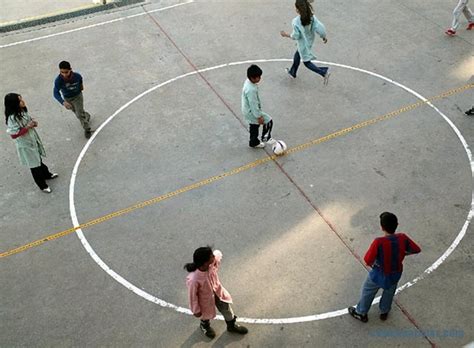 En Coahuila se infarta niño en patio de escuela; jugaba futbol | Colima ...