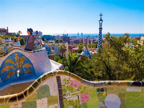 The ULTIMATE Guide to Park Güell Barcelona | The Creative Adventurer