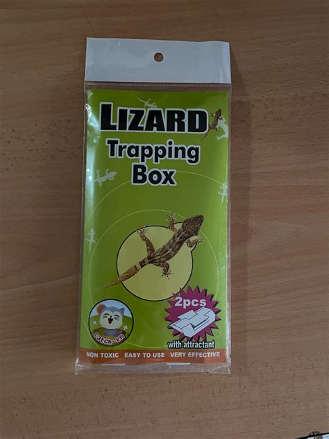 Catch-em Lizard Trap, Furniture & Home Living, Cleaning & Homecare ...