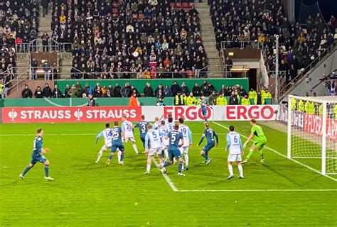 Dfb Pokalspiel Fc St Pauli Vs Fc Schalke Runde Sai Flickr