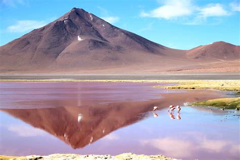 Au Sud De La Bolivie Apr S Le Salar Le Paysage Laisse Place Des