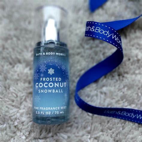 Original Bath And Body Works Usa Frosted Coconut Snowball Travel Size