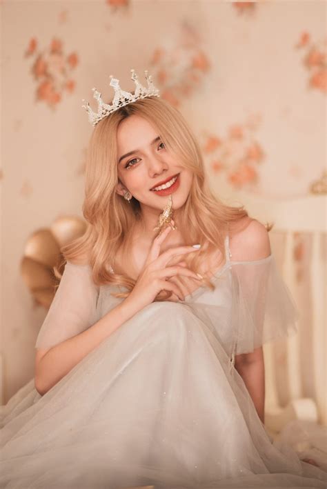 Hot girl ĐH FPT Xinh đẹp cá tính lại thêm trình tiếng Anh cực cháy Trường Đại học FPT