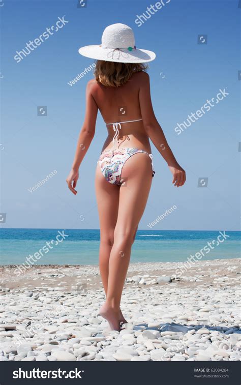 Young Sexy Woman Bikini On Beach 스톡 사진 Shutterstock