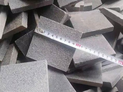 China G Granite Cobblestone X X Cm Flamed Suppliers