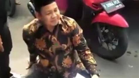 Hadang Truk Tronton Di Ciseeng Anggota DPRD Kabupaten Bogor Duduk Di