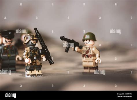 Lego soldaten -Fotos und -Bildmaterial in hoher Auflösung – Alamy
