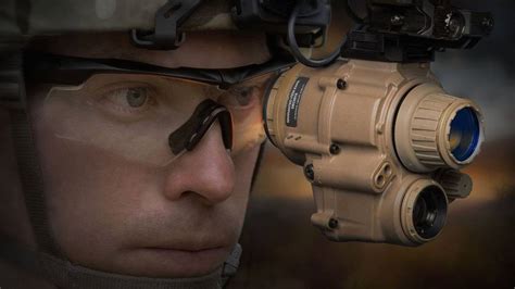 Armys All In One NVG Will Merge Sighting Shooting Battlefield Awareness