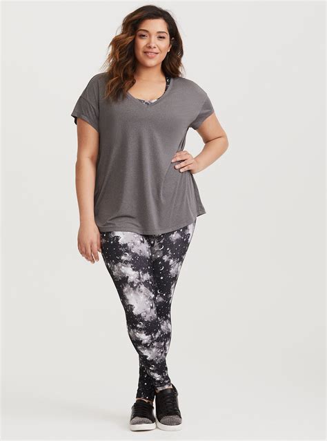 Largeimages Plus Size Fashion Plus Size Activewear Activewear Sets