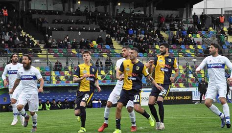 A C Trento Calcio Serie C Gli Aquilotti Non Sfondano Il Muro