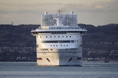 Gary Davies On Twitter The Brittanyferries Pontaven Sailing From