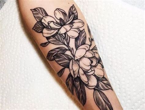 Pracht wie keine andere über 90 verblüffende Blumen Tattoo Ideen für