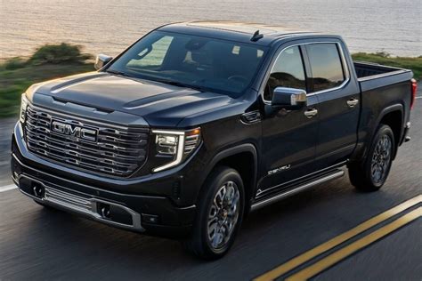 2023 GMC Sierra vs. 2023 Chevy Silverado 1500 Comparison - Review The GM Truck You Should Buy ...