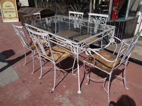 The Beauty And Versatility Of Vintage Wrought Iron Patio Furniture ...