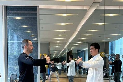 Chinesische Kung Fu Klasse Mit Tai Chi Shaolin Boxen Und Qigong Zur