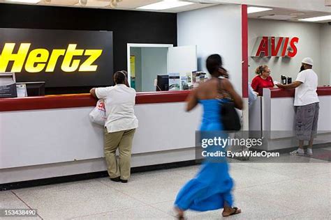 335 Nassau International Airport Stock Photos, High-Res Pictures, and ...