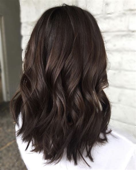 Dark Chocolate Brown Hair With Lowlights