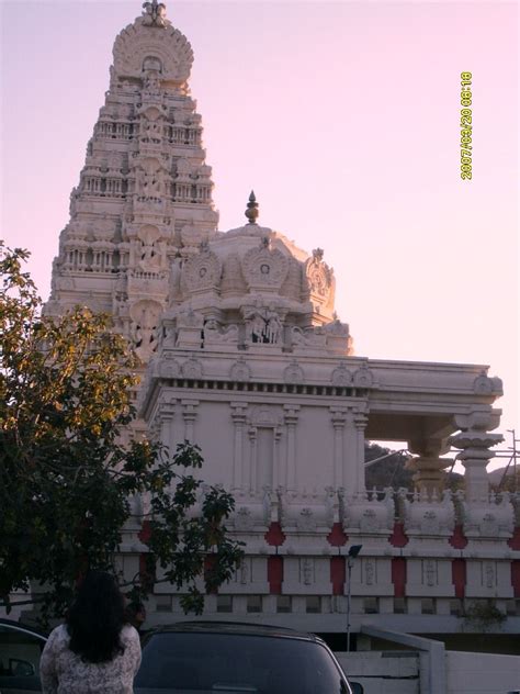 Malibu Hindu Temple | Hindu temple, Beautiful places to visit ...